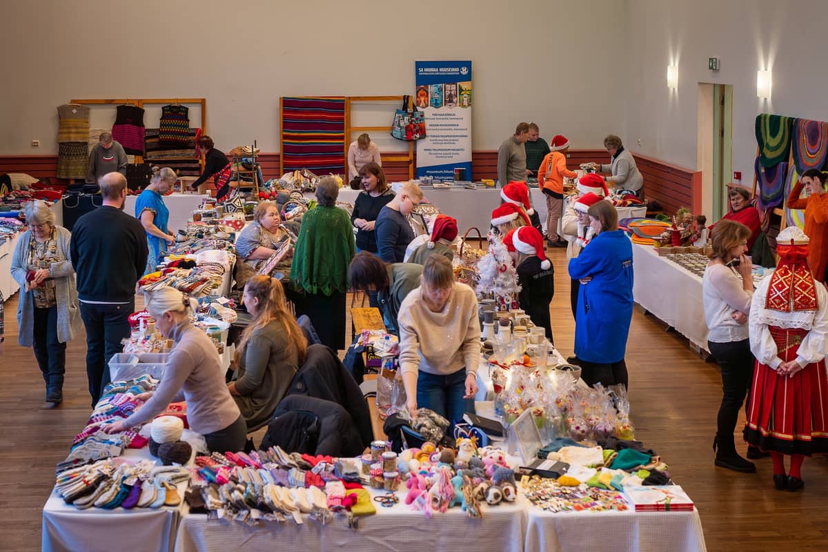 Winter handicraft and homemade goods fair