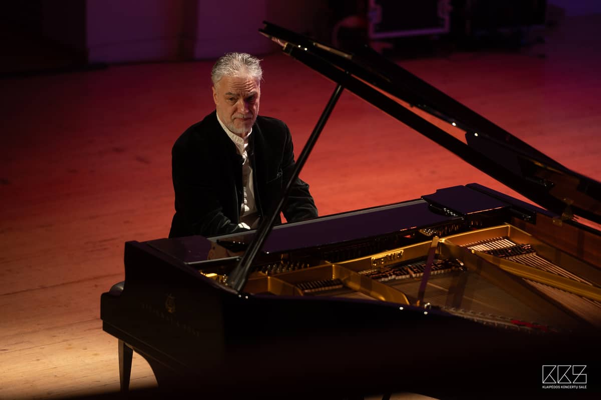 Petras Geniušas and the Klaipėda Chamber Orchestra