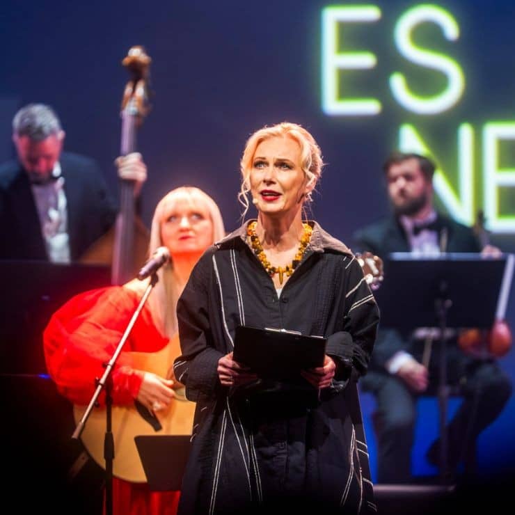 Concert performance “Es aiziet nevaru” – Vizma Belševica 95