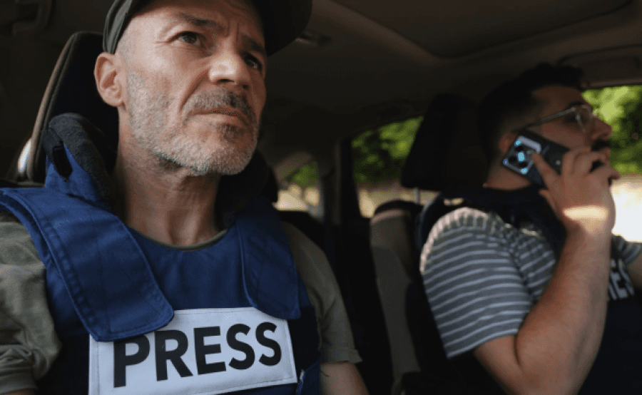 Screening of the film "80 Angry Journalists"